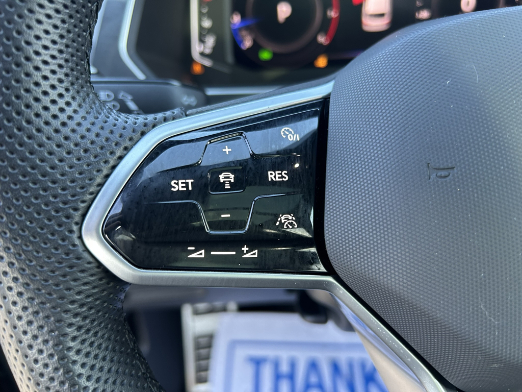 2024 Volkswagen Tiguan - Gallery image 17