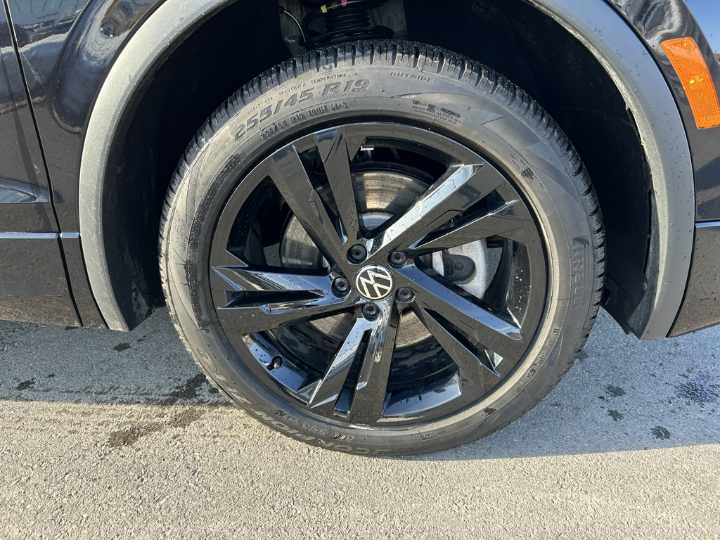 2024 Volkswagen Tiguan - Gallery image 9