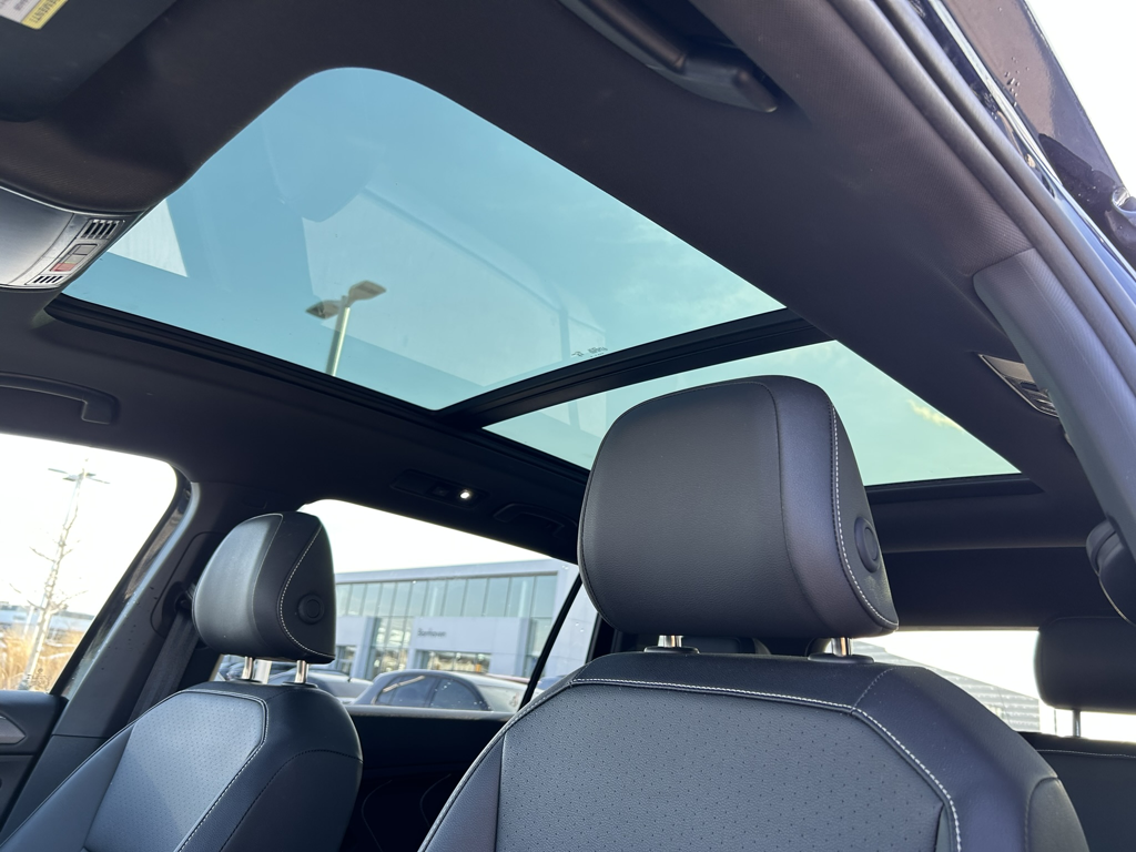 2024 Volkswagen Tiguan - Gallery image 12