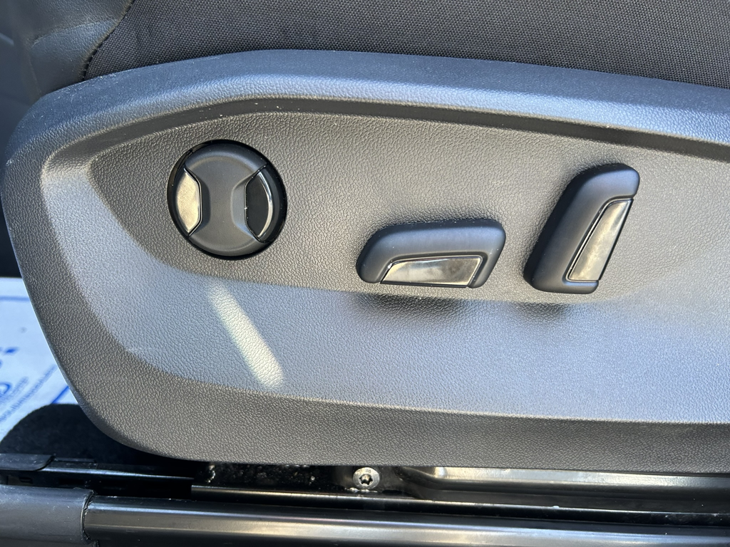 2024 Volkswagen Tiguan - Gallery image 13