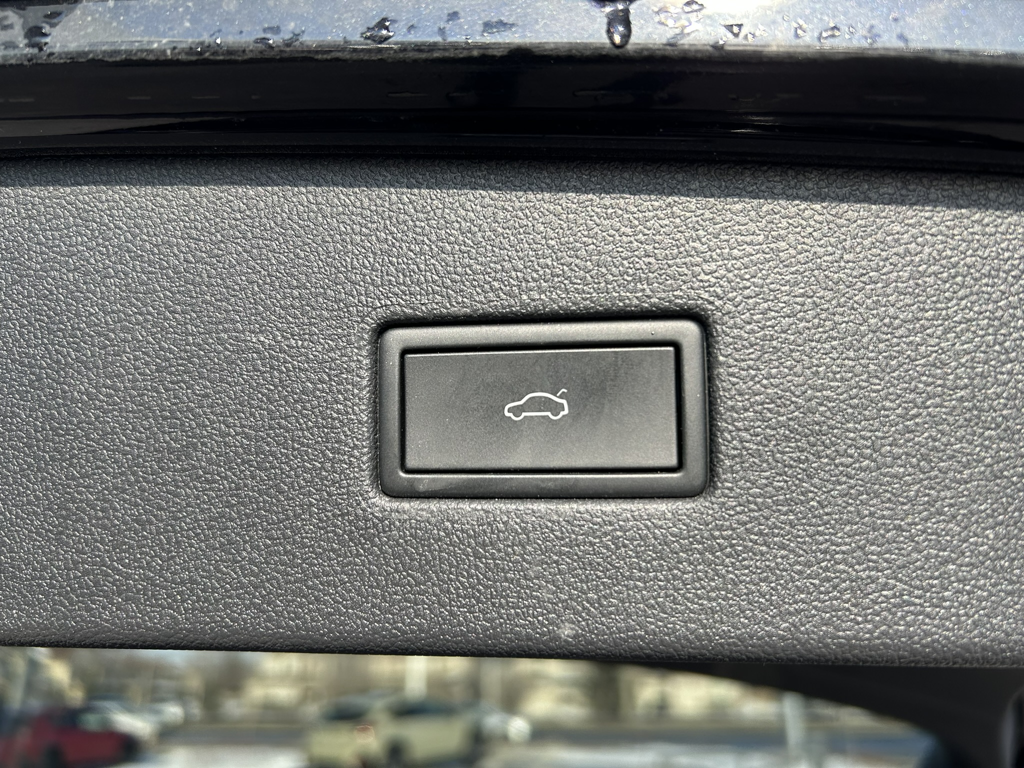 2024 Volkswagen Tiguan - Gallery image 30