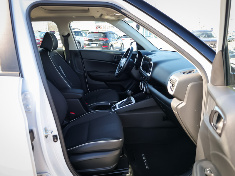 2021 Hyundai Venue - Gallery image 10