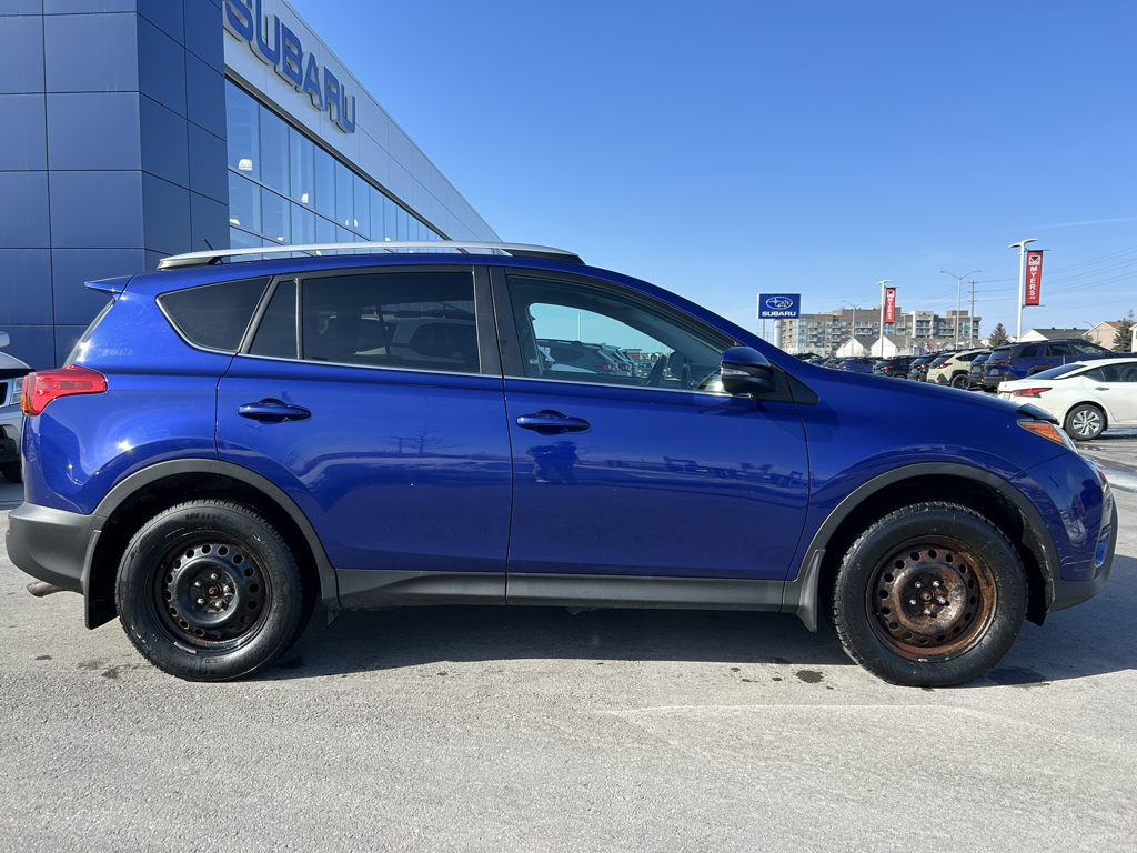 2014 Toyota RAV4 - Gallery image 8