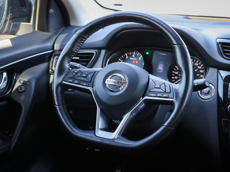 2017 Nissan Qashqai - Gallery image 2