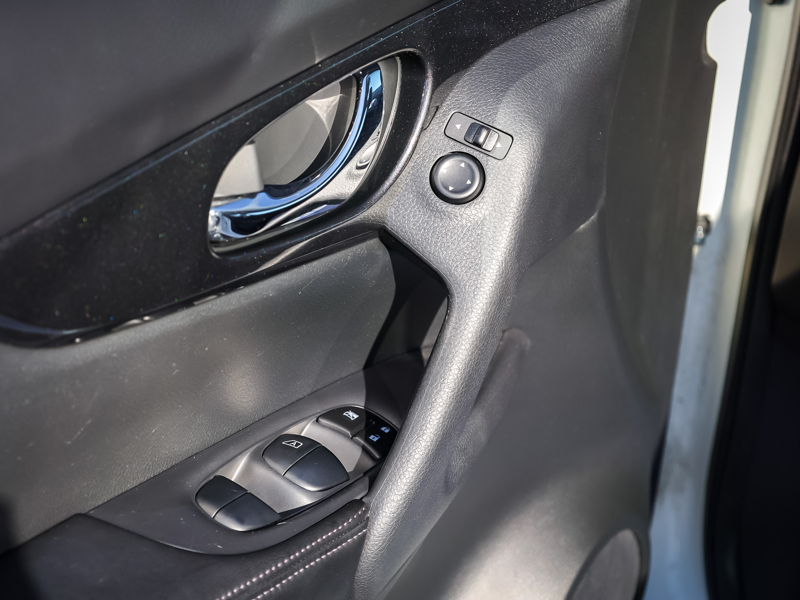 2017 Nissan Rogue - Gallery image 14