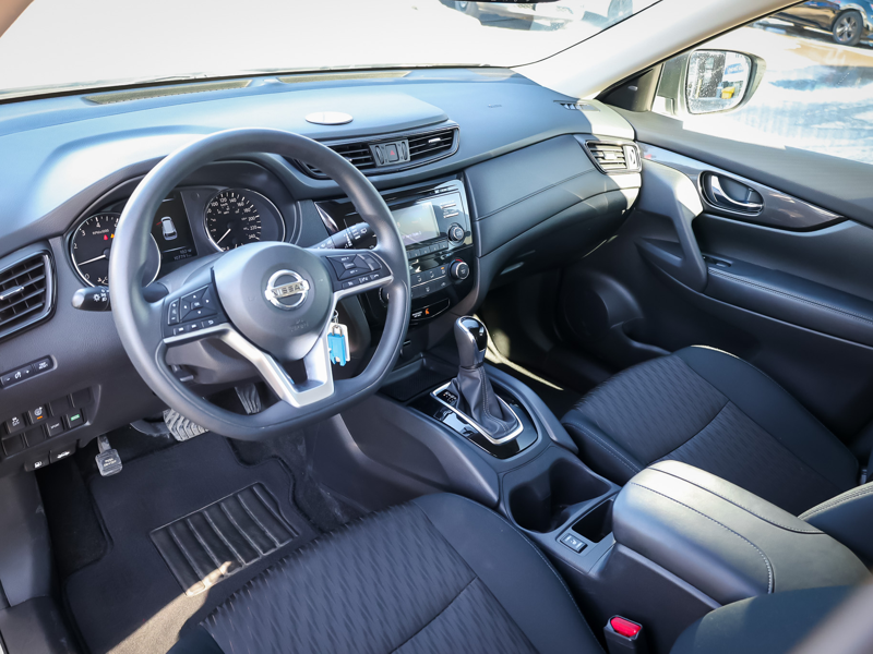 2017 Nissan Rogue - Gallery image 1