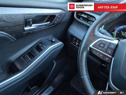 used 2024 Toyota Highlander car, priced at $54,995