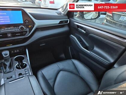 used 2024 Toyota Highlander car, priced at $54,995