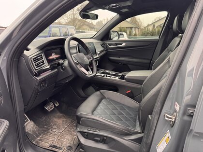 used 2025 Volkswagen Atlas Cross Sport car, priced at $53,994