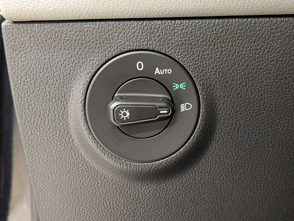 Volkswagen Taos 2024