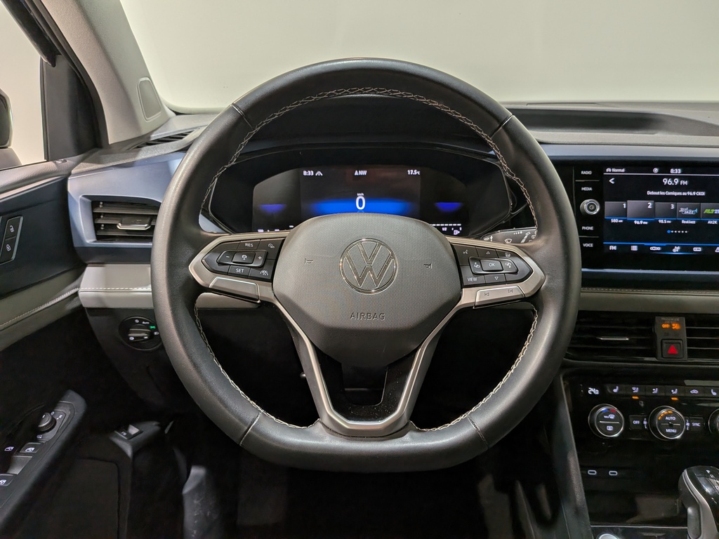 Volkswagen Taos 2024
