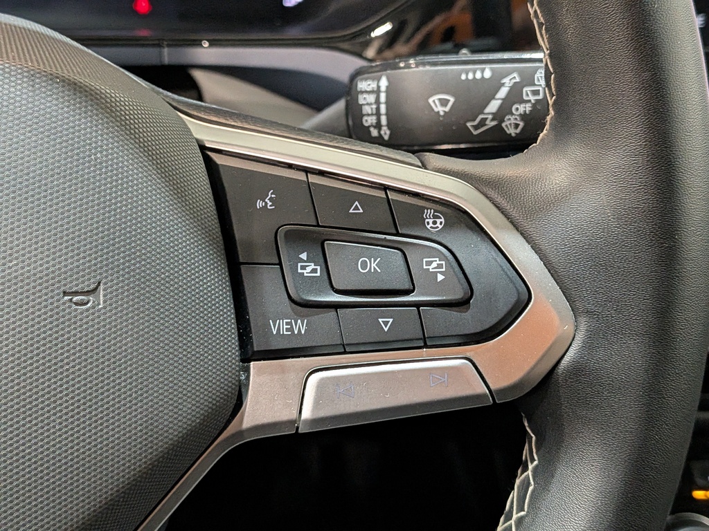 Volkswagen Taos 2024