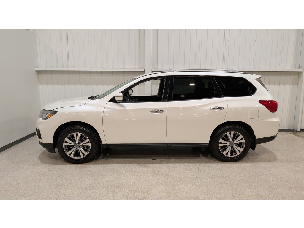 Nissan Pathfinder 2019