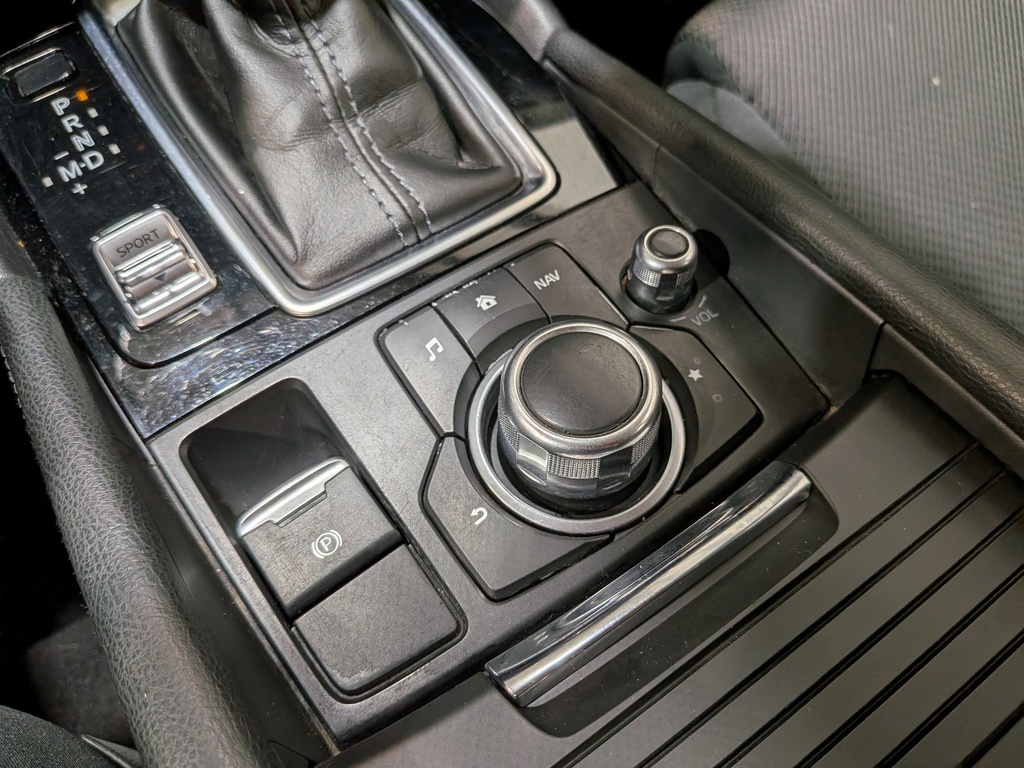 Mazda Mazda3 Sport 2018