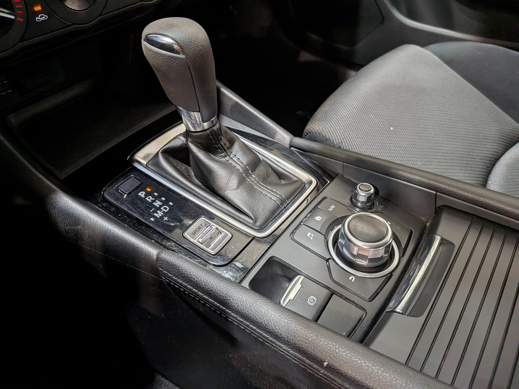 Mazda Mazda3 Sport 2018