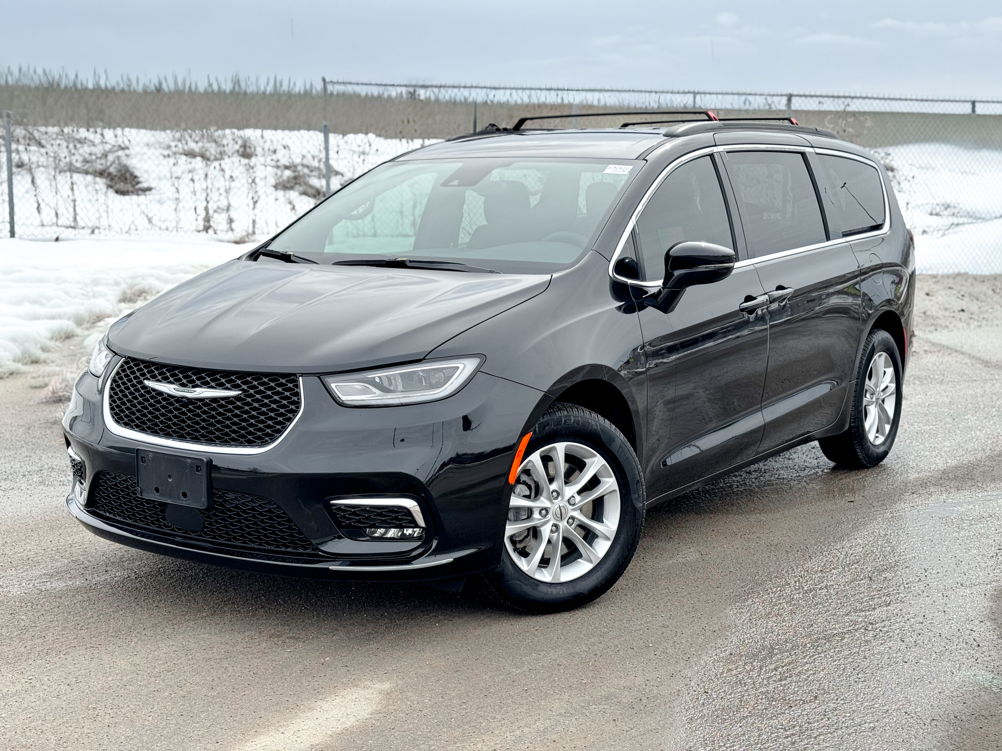 2022 Chrysler Pacifica Touring AWD