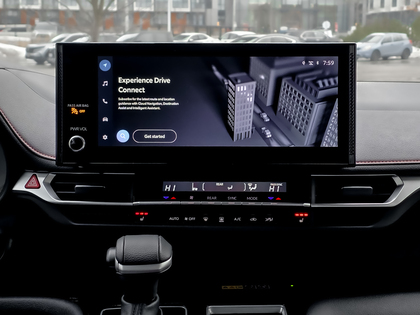 used 2025 Toyota Sienna car, priced at $65,495