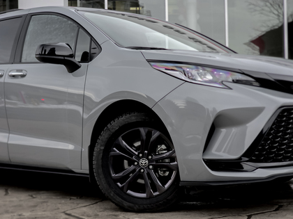used 2025 Toyota Sienna car, priced at $65,495