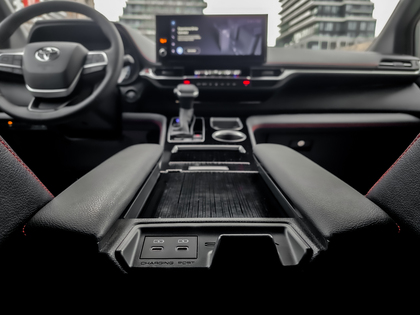 used 2025 Toyota Sienna car, priced at $65,495