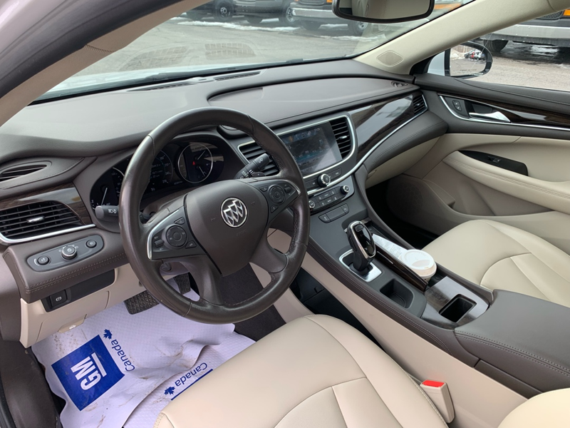 2017 Buick LaCrosse - Gallery image 11
