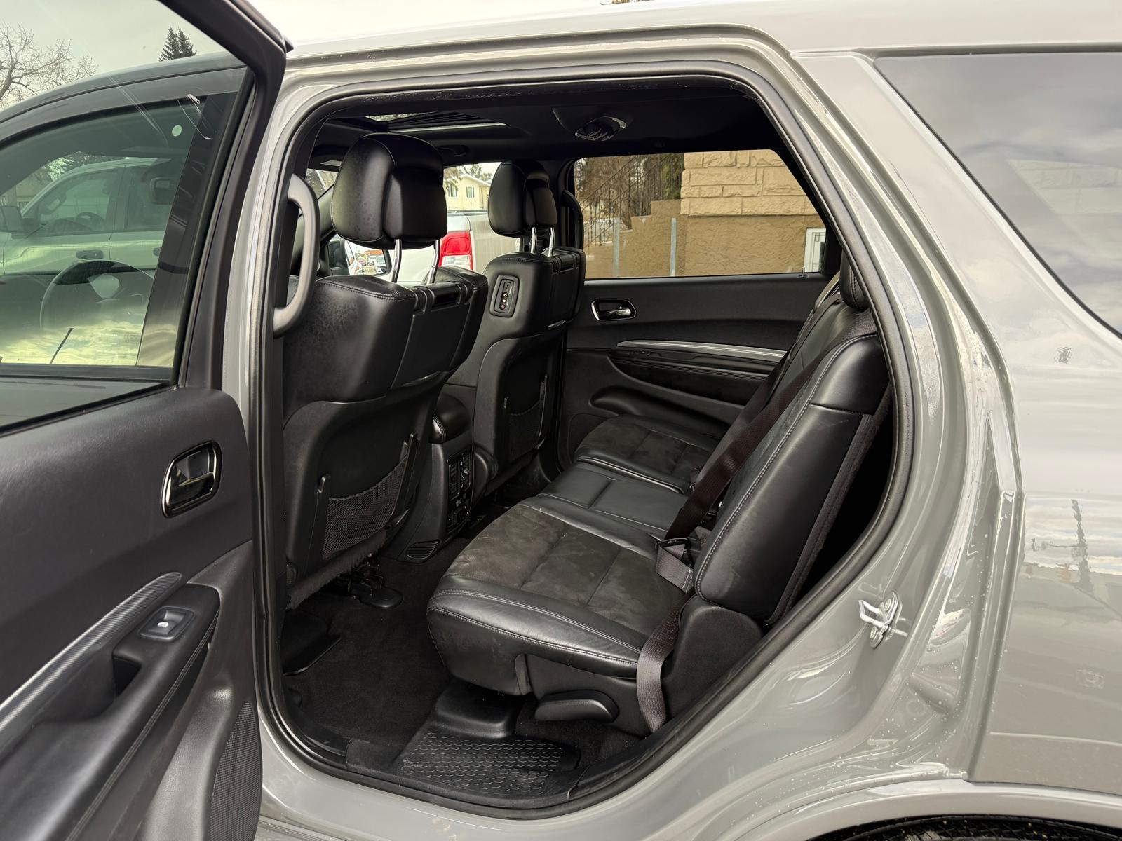 2019 Dodge Durango — view 9