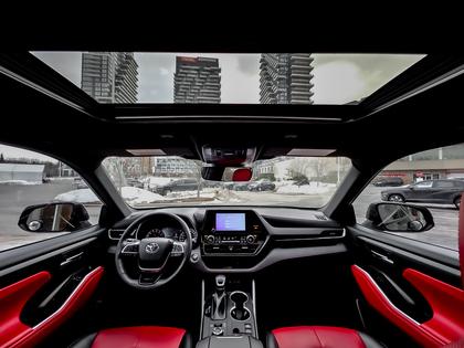 used 2023 Toyota Highlander car, priced at $47,495