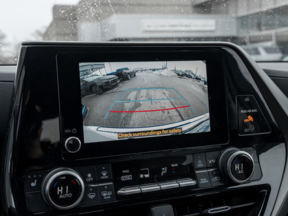 used 2023 Toyota Highlander car, priced at $46,995