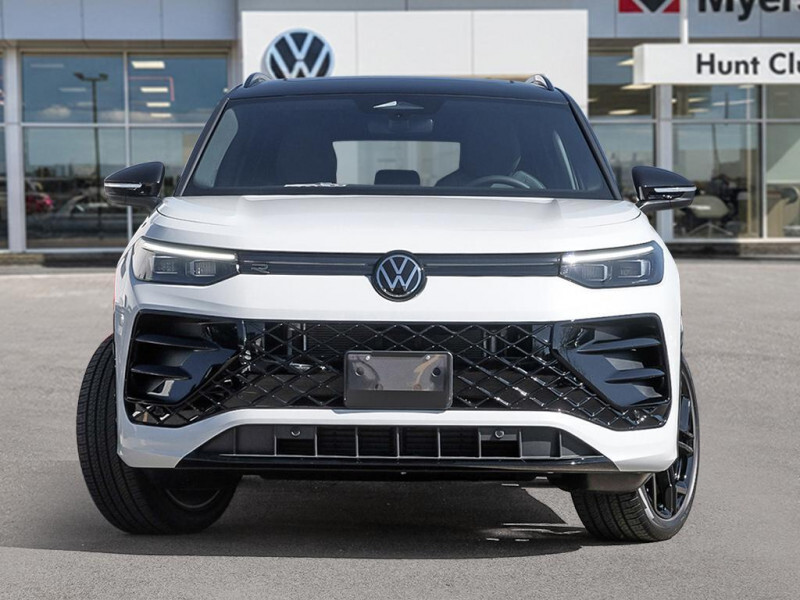 2026 Volkswagen Tiguan - Gallery image 1
