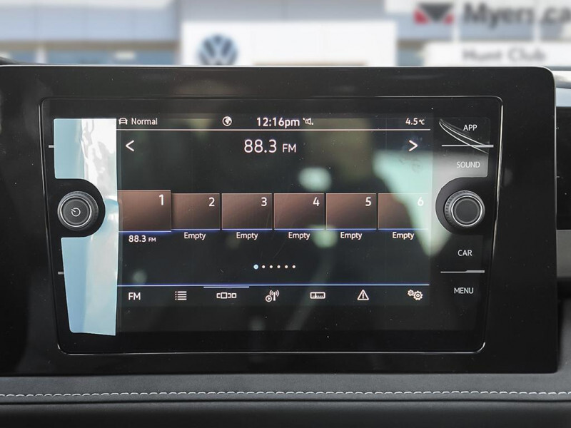 2026 Volkswagen Taos - Gallery image 15