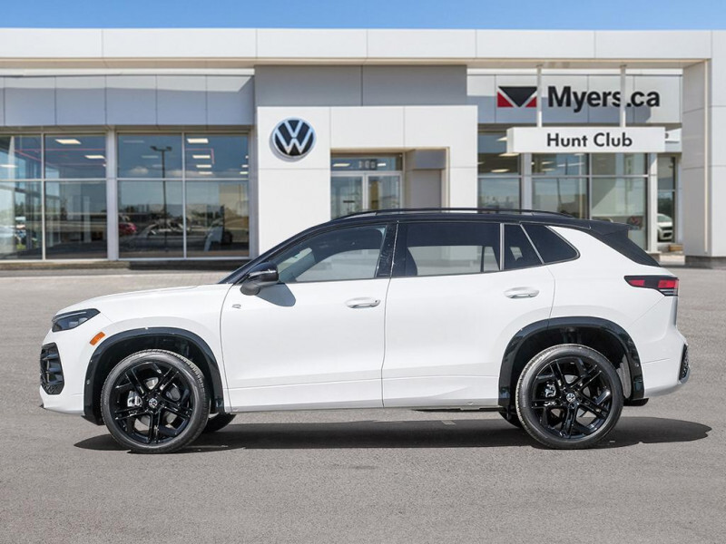 2026 Volkswagen Tiguan - Gallery image 2