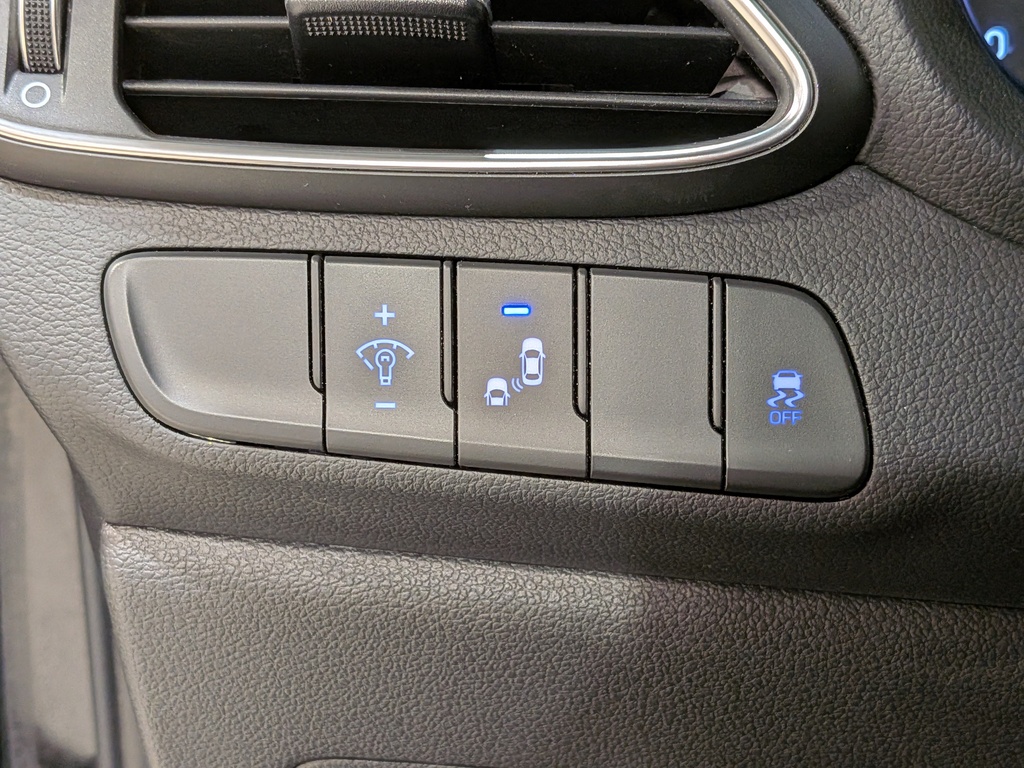 Hyundai Elantra GT 2018