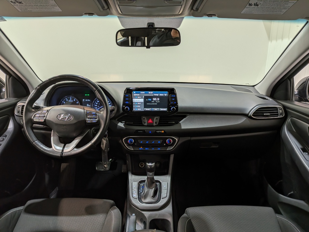 Hyundai Elantra GT 2018