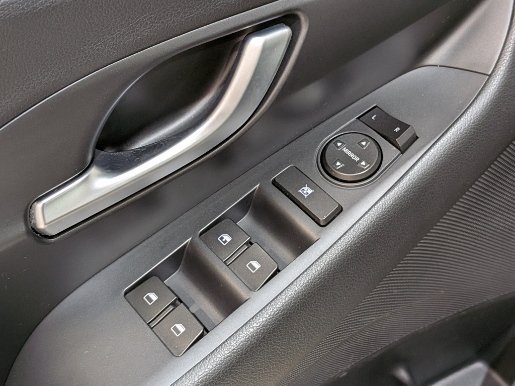 Hyundai Elantra GT 2018