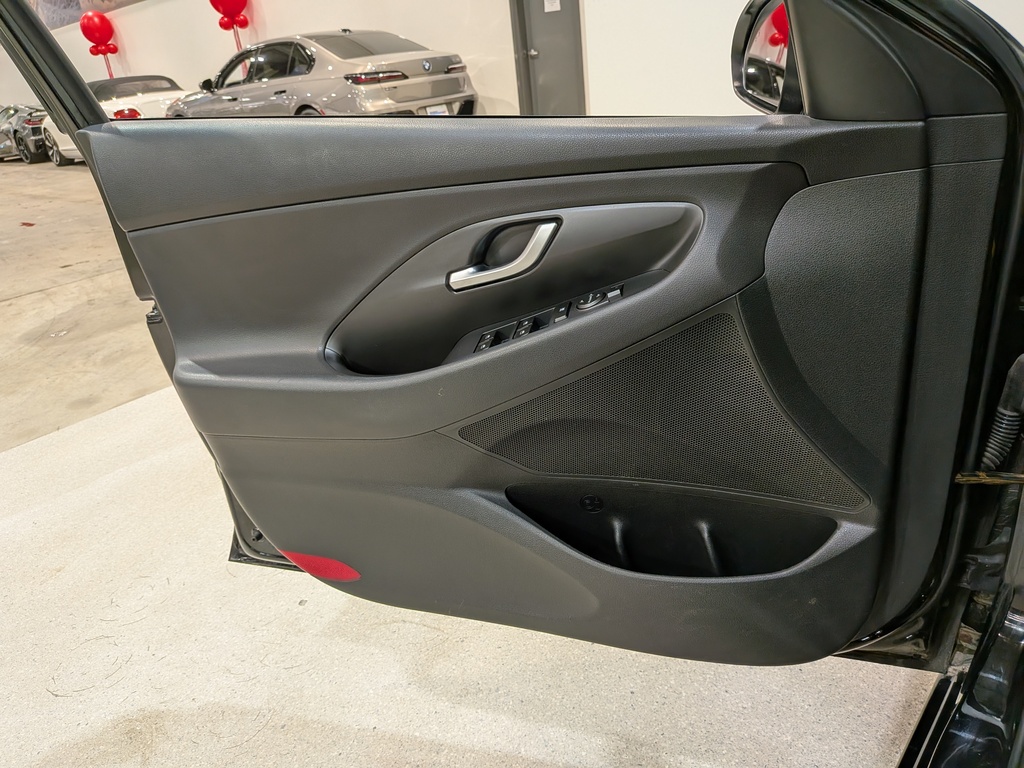 Hyundai Elantra GT 2018