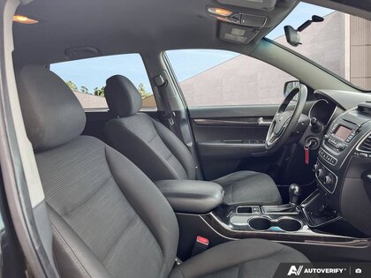 used 2014 Kia Sorento car, priced at $10,900