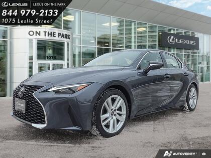 Lexus IS 300 Premium AWD 2025