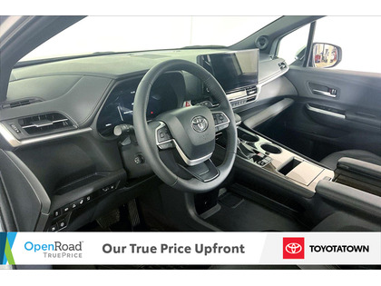 used 2025 Toyota Sienna car, priced at $63,998