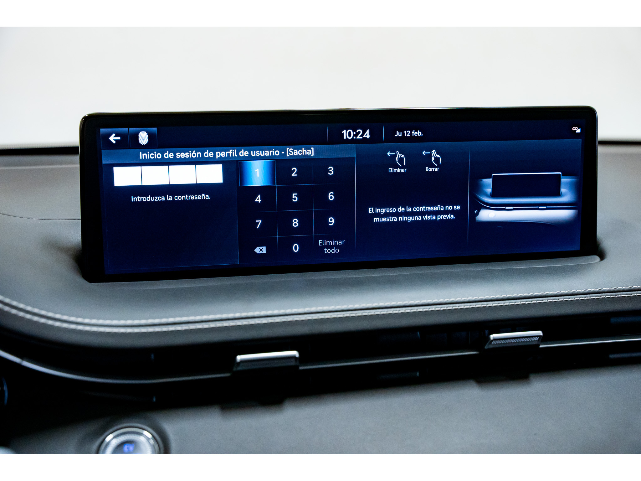 2024 Genesis Electrified GV70