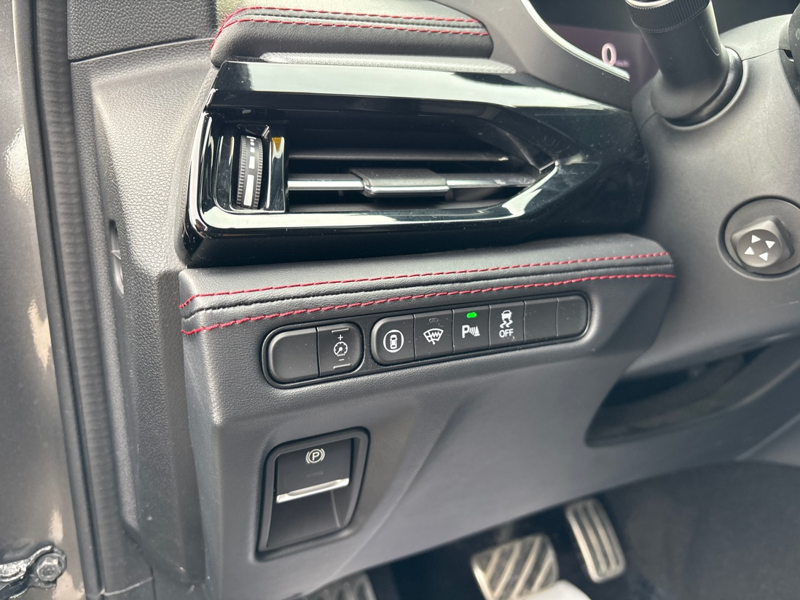 2022 Acura MDX - Gallery image 32