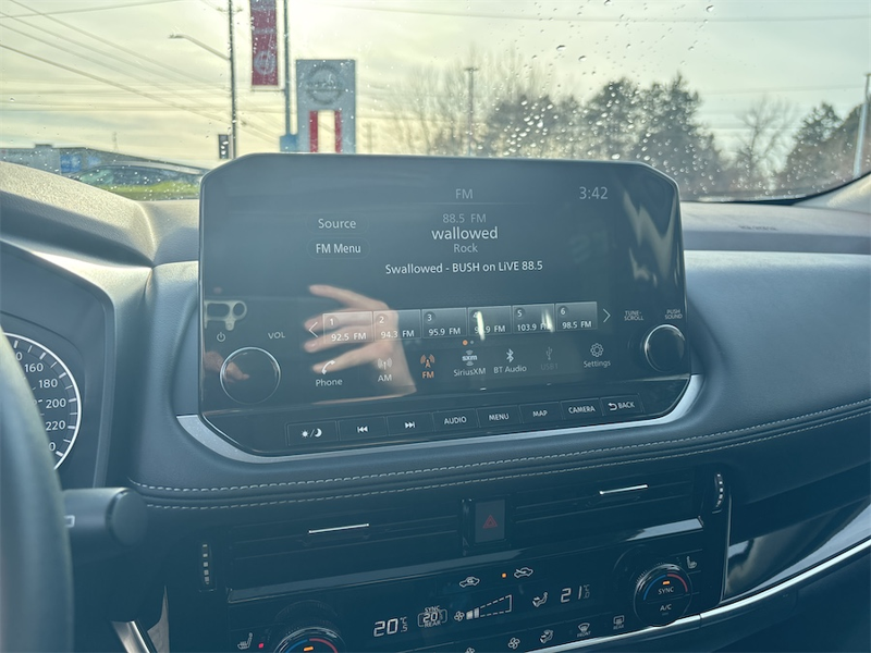 2023 Nissan Rogue - Gallery image 12