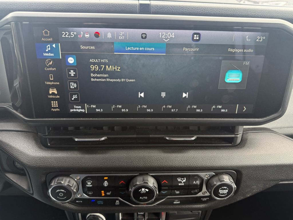 2024 Jeep Wrangler 4xe - Gallery image 19