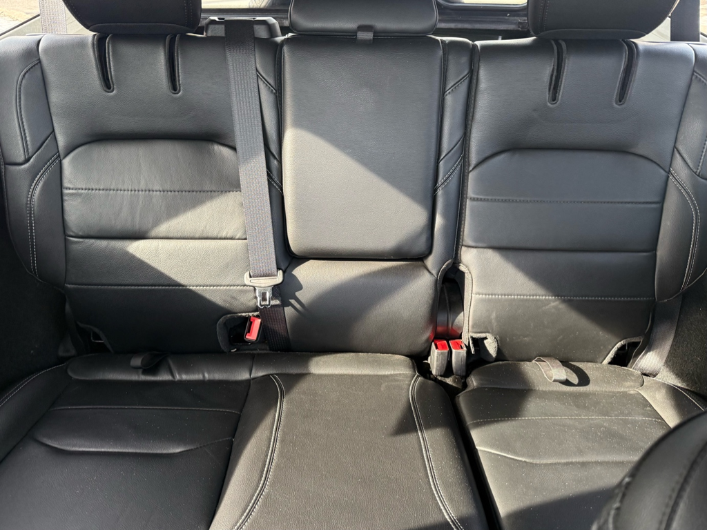 2022 Jeep Wrangler Unlimited - Gallery image 25