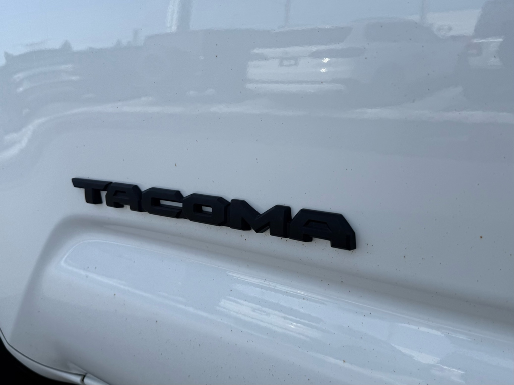 2022 Toyota Tacoma - Gallery image 8