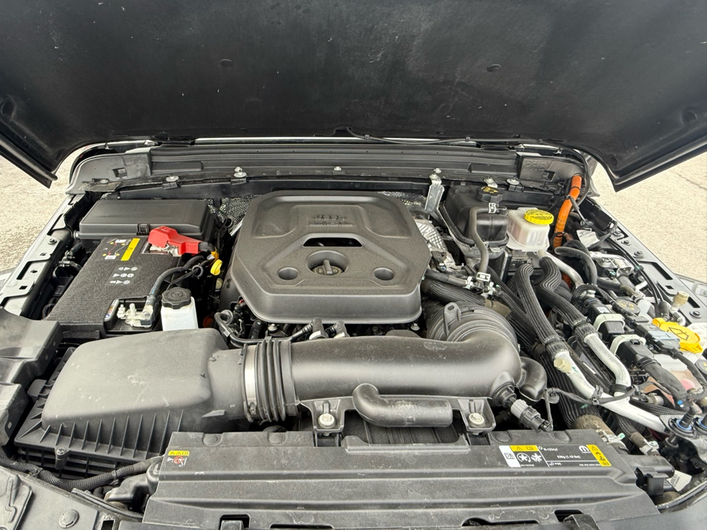 2024 Jeep Wrangler 4xe - Gallery image 33