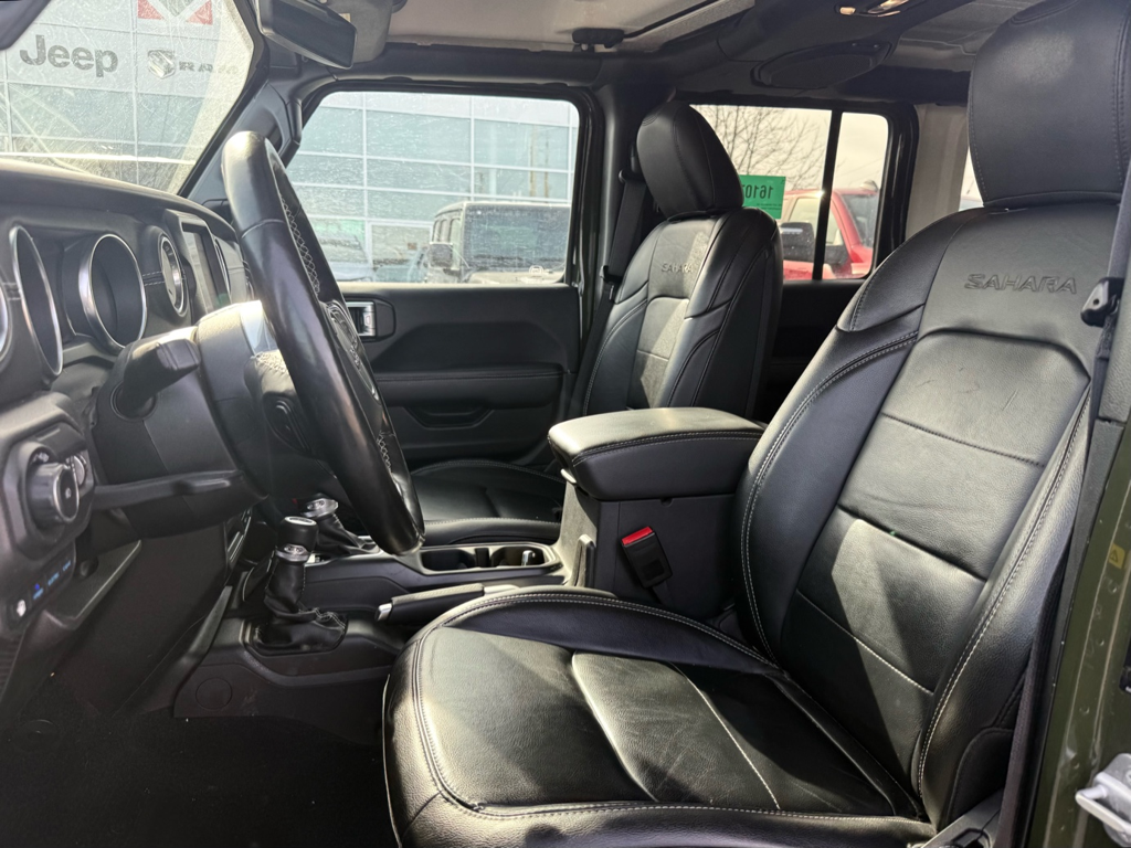 2022 Jeep Wrangler Unlimited - Gallery image 12