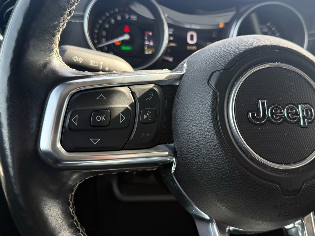 2022 Jeep Wrangler Unlimited - Gallery image 15