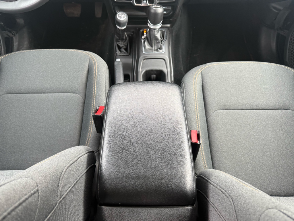 2024 Jeep Wrangler 4xe - Gallery image 27