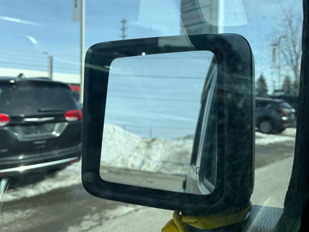 2022 Jeep Wrangler Unlimited - Gallery image 11