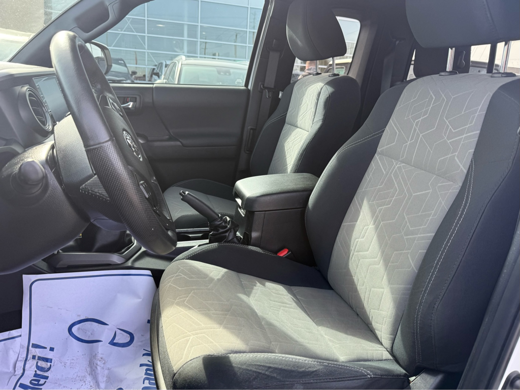 2022 Toyota Tacoma - Gallery image 11