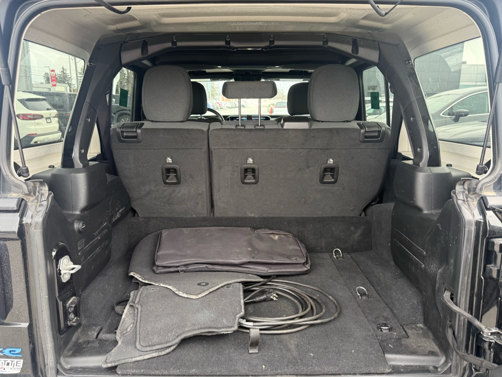 2024 Jeep Wrangler 4xe - Gallery image 31